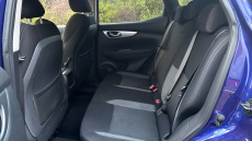 Nissan Qashqai 1.3 DiG-T N-Connecta 5dr Petrol Hatchback